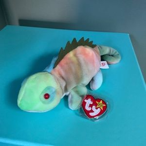 Rare Iggy Rainbow Beanie Baby Iguana
